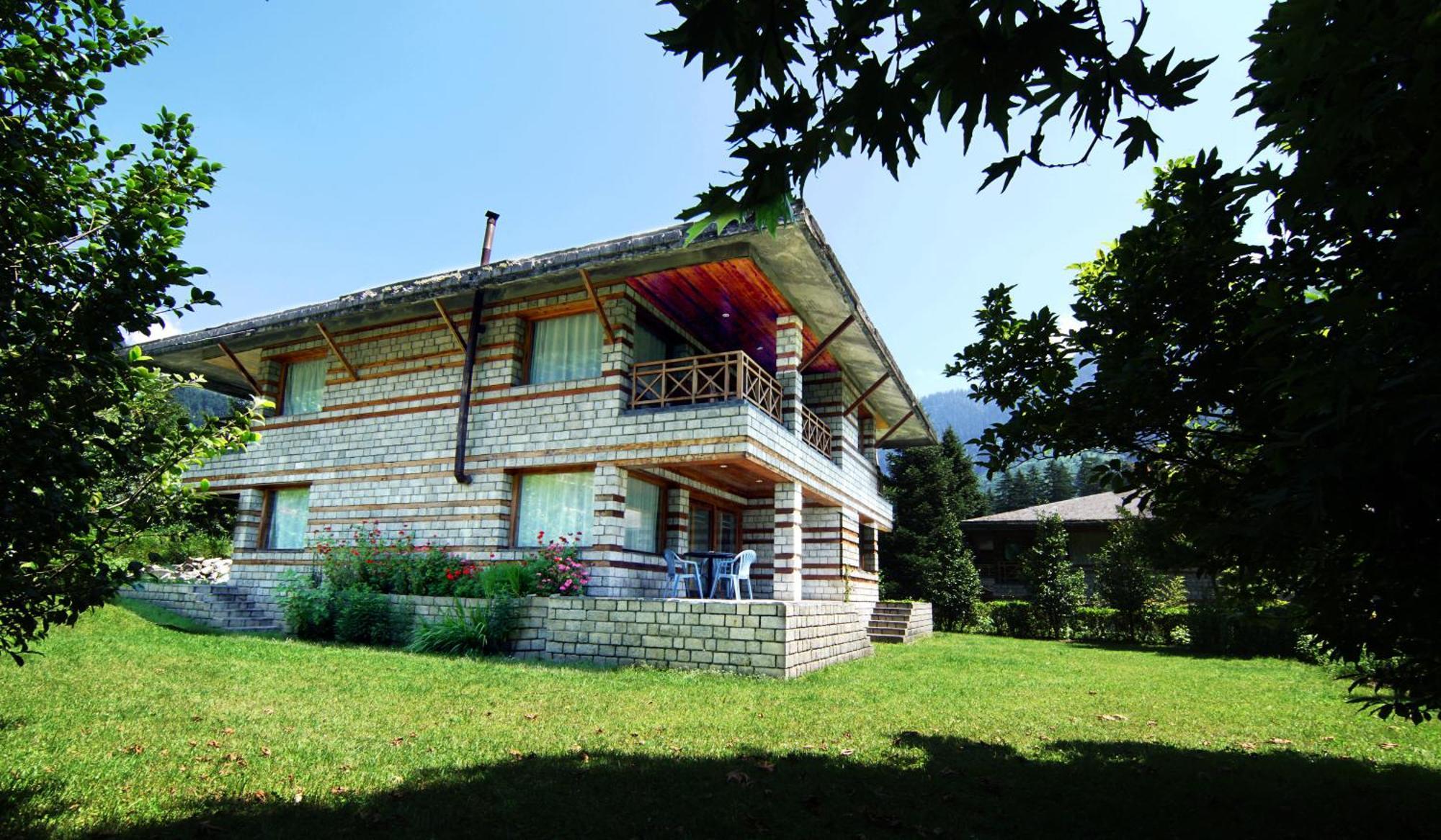 Banon Resorts Manali  Luaran gambar
