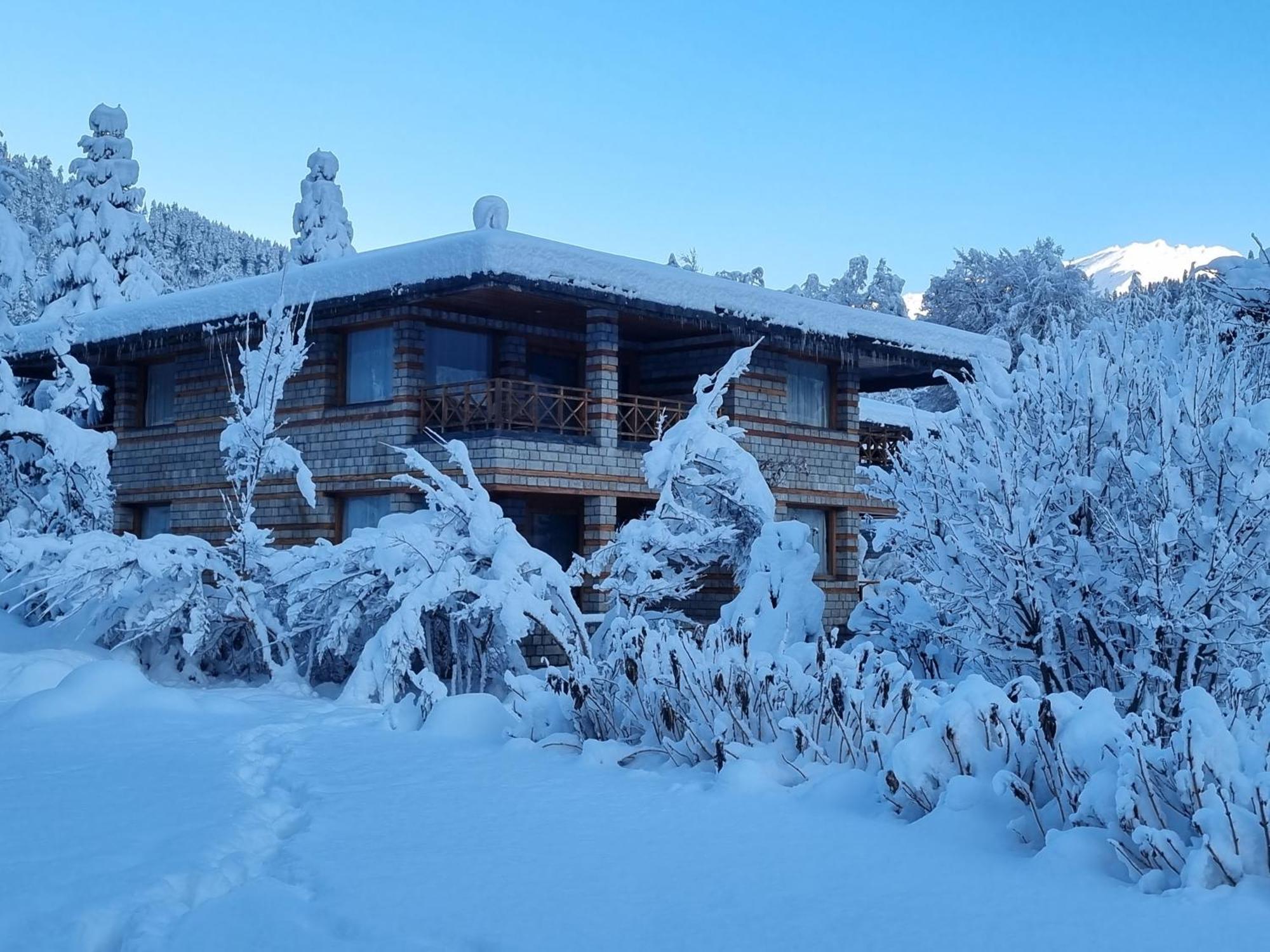 Banon Resorts Manali  Luaran gambar
