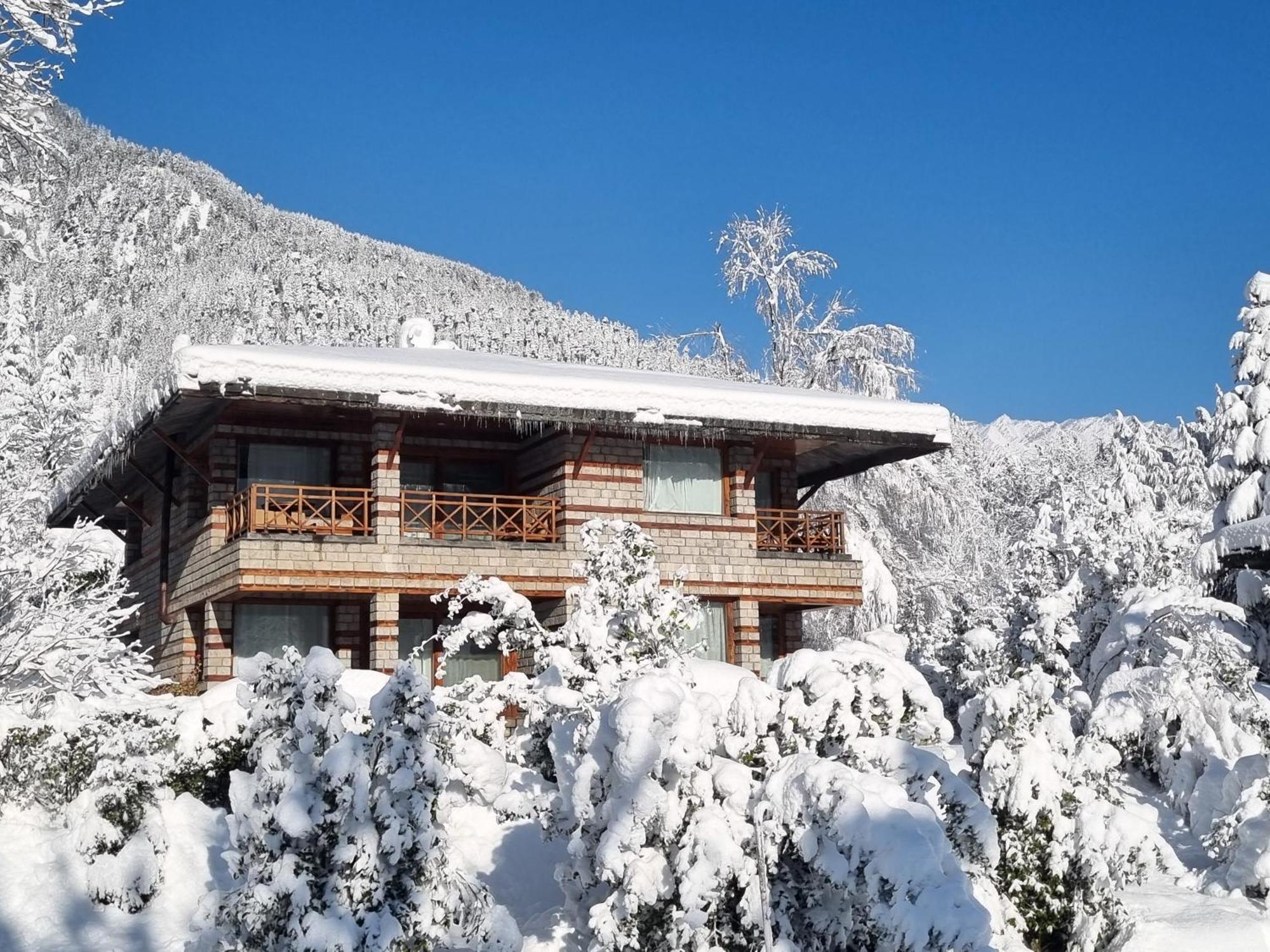 Banon Resorts Manali  Luaran gambar