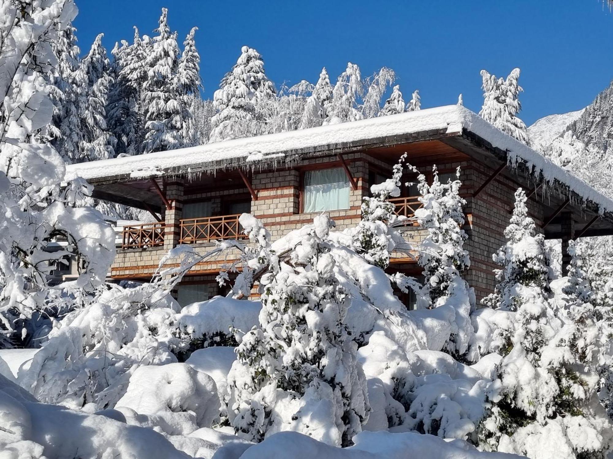 Banon Resorts Manali  Luaran gambar
